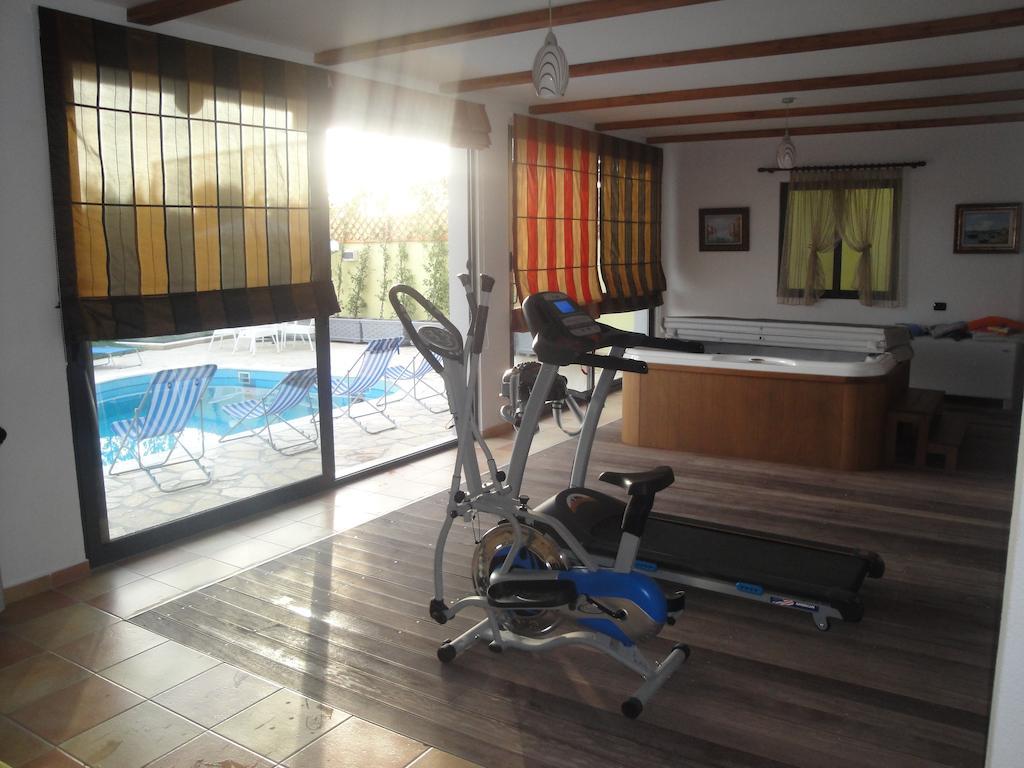 Apartahotel Durazzo & 4*